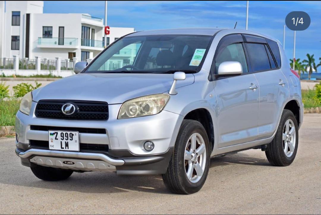 TOYOTA RAV 4