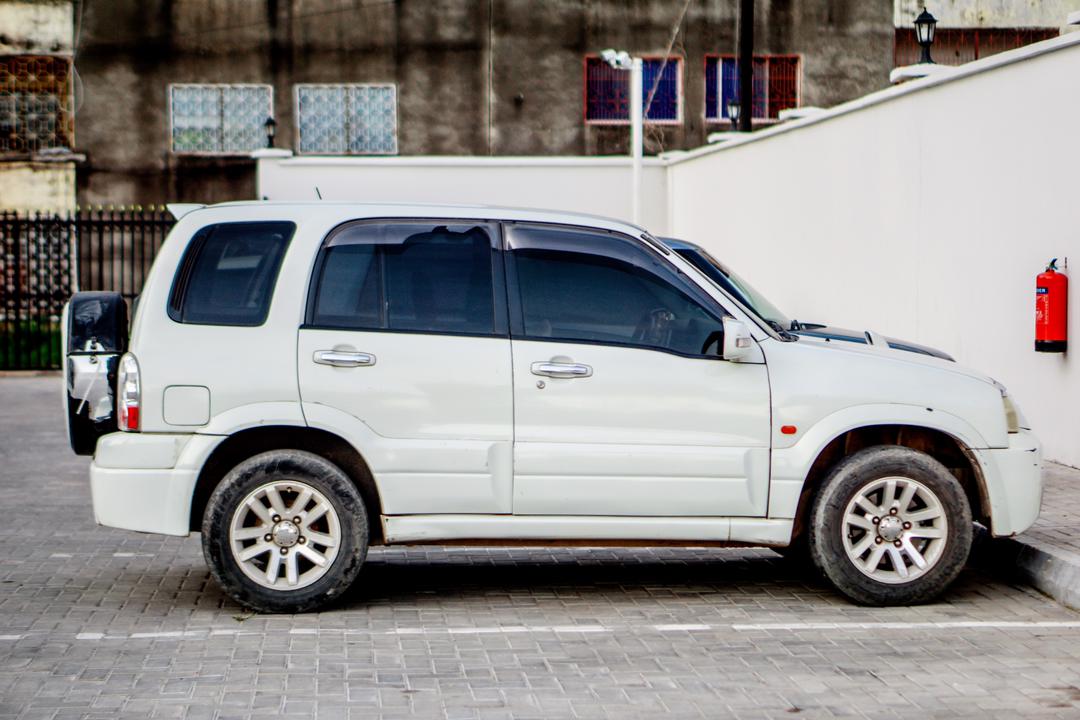SUZUKI GRAND