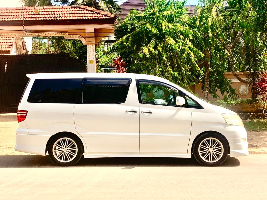 TOYOTA ALPHARD