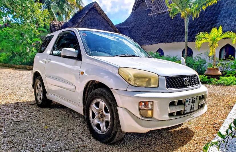 TOYOTA RAV 4